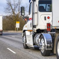 How-Fast-Can-Commercial-Trucks-Safely-Travel.jpg